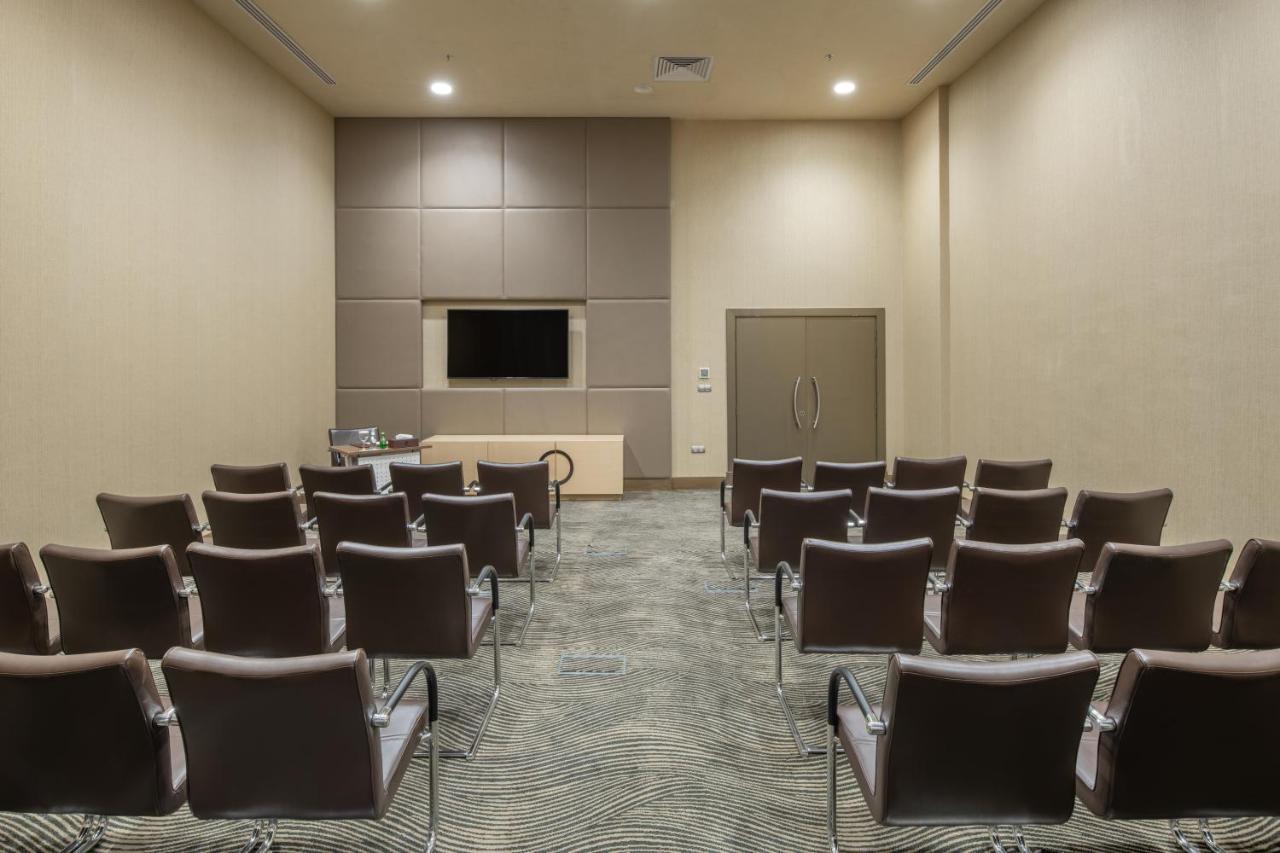 Millennium Makkah Al Naseem Meca Exterior foto Meeting room