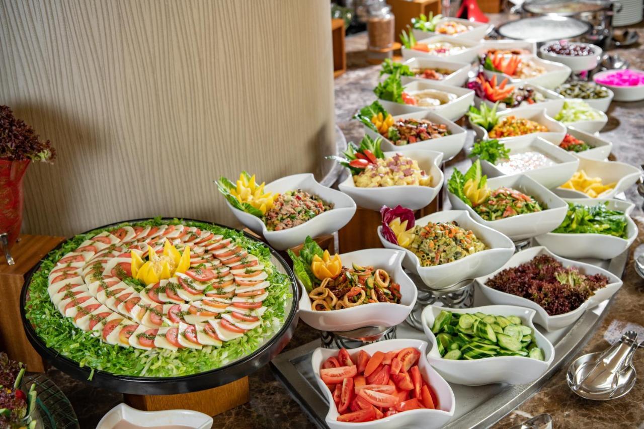 Millennium Makkah Al Naseem Meca Exterior foto Buffet
